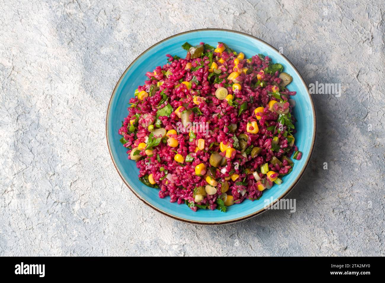 Salade de bulgur aux navets (nom turc ; salgamli bulgur salatasi) Banque D'Images