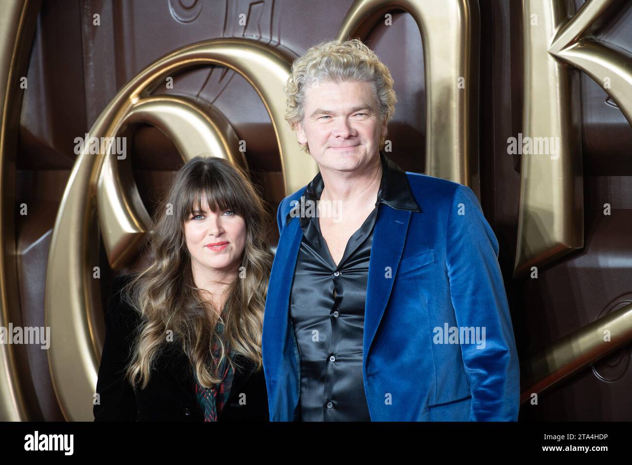 Londres, Royaume-Uni. 28 novembre 2023. Photo : (G-D) - scénariste/acteurs - Simon Farnaby, Claire Keelan assiste à la première mondiale de 'Wonka' au Royal Festival Hall, Southbank. Crédit : Justin ng/Alamy Live News Banque D'Images