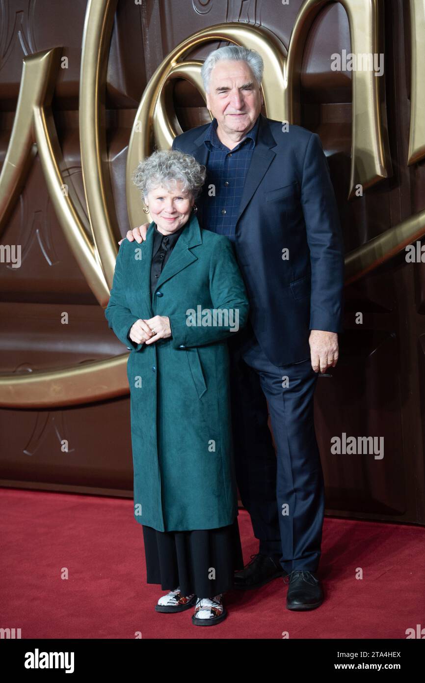 Londres, Royaume-Uni. 28 novembre 2023. Photo : Jim carter, Imelda Staunton assiste à la première mondiale de Wonka au Royal Festival Hall, Southbank. Crédit : Justin ng/Alamy Live News Banque D'Images