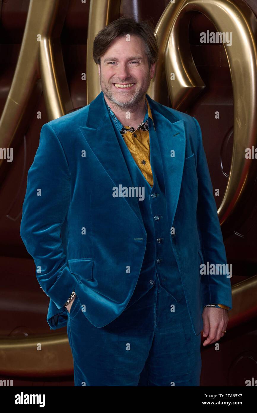 Londres, Royaume-Uni . 28 novembre 2023 . Paul King photographié lors de la première mondiale de WONKA tenue au Royal Festival Hall. Crédit : Alan D West/Alamy Live News Banque D'Images