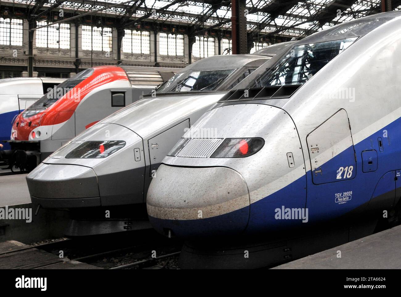 Train TGV, gare de Lyon,, Paris ; France Banque D'Images