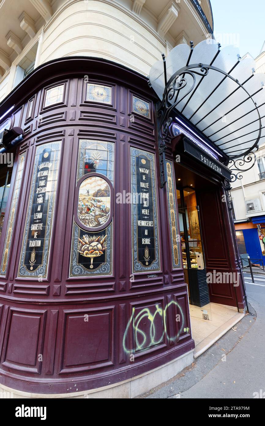 La boulangerie et pâtisserie française traditionnelle BLE d'Or située sur le boulevard Voltaire dans le quartier Oberkampf . Paris, France. Banque D'Images