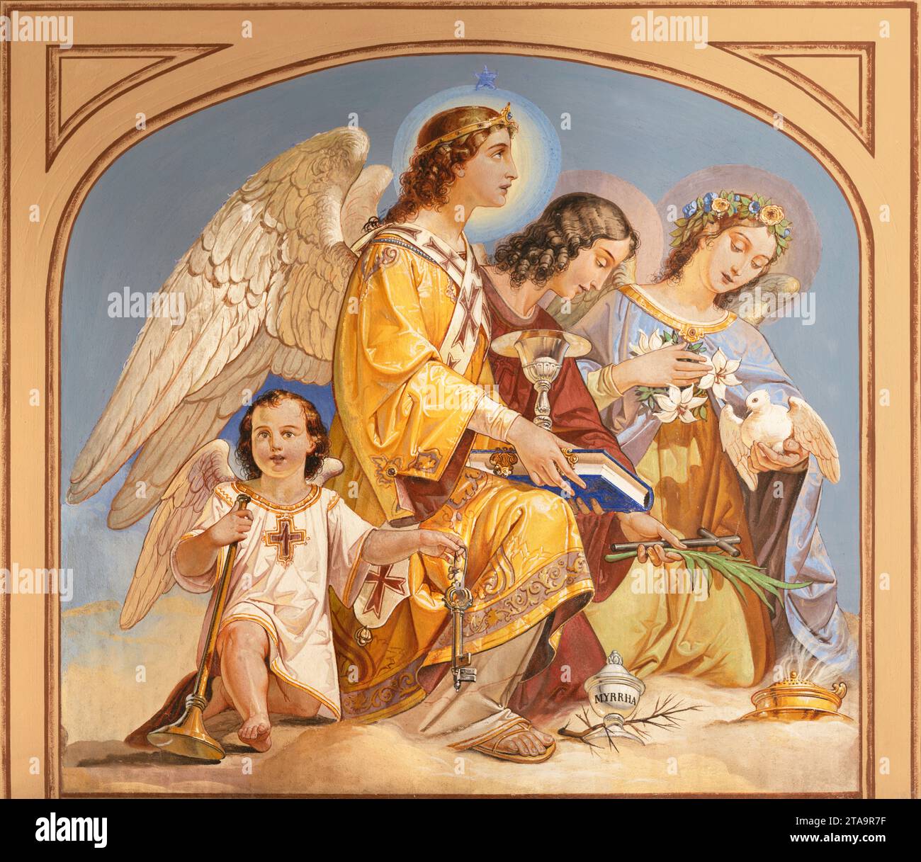 VICENCE, ITALIE - 7 NOVEMBRE 2023 : la fresque des anges avec les symboles du Nouveau Testament dans l'église Chiesa di Santa Lucia de Rocco Pittaco (1862). Banque D'Images