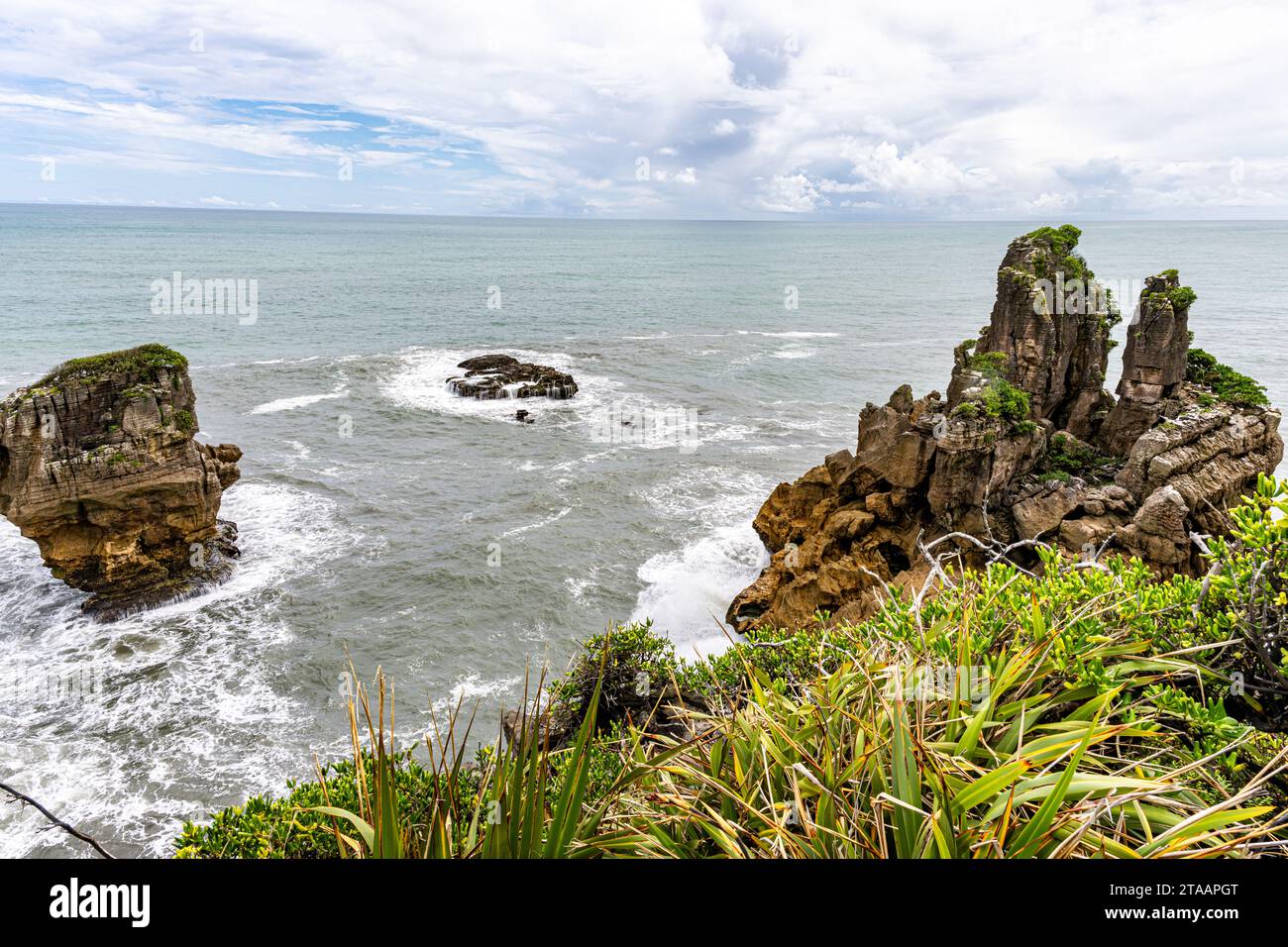 Vues sur Pancake Rocks et Blowholes sur New Zealnds South Island Banque D'Images