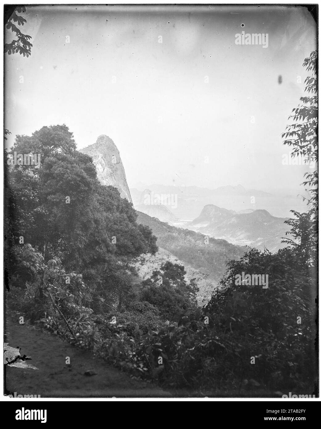 Vista do Morro do Corcovado, ao fundo o Morro do Pão de Açúcar. Banque D'Images