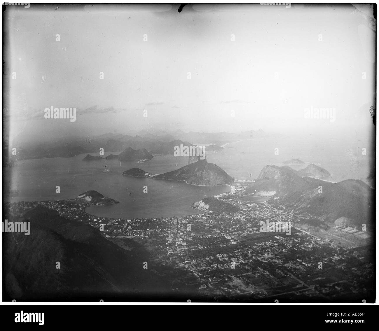 Vista panorâmica do Pão de Açúcar e arredores - 1. Banque D'Images