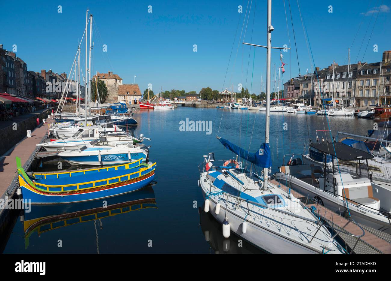 Bassin portuaire avec navires, Honfleur, Calvados, Côte fleurie, Basse Normandie, Manche, France Banque D'Images