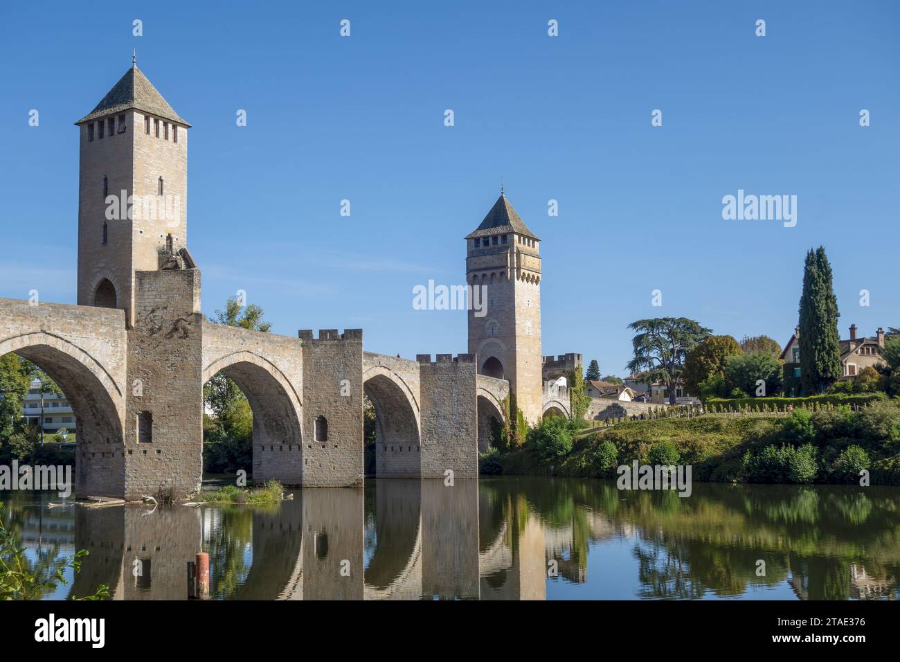 France, Lot, Cahors, pont du Valentr, ouvrage fortifié du 14e siècle traversant le Lot, classé au patrimoine mondial de l'UNESCO Banque D'Images