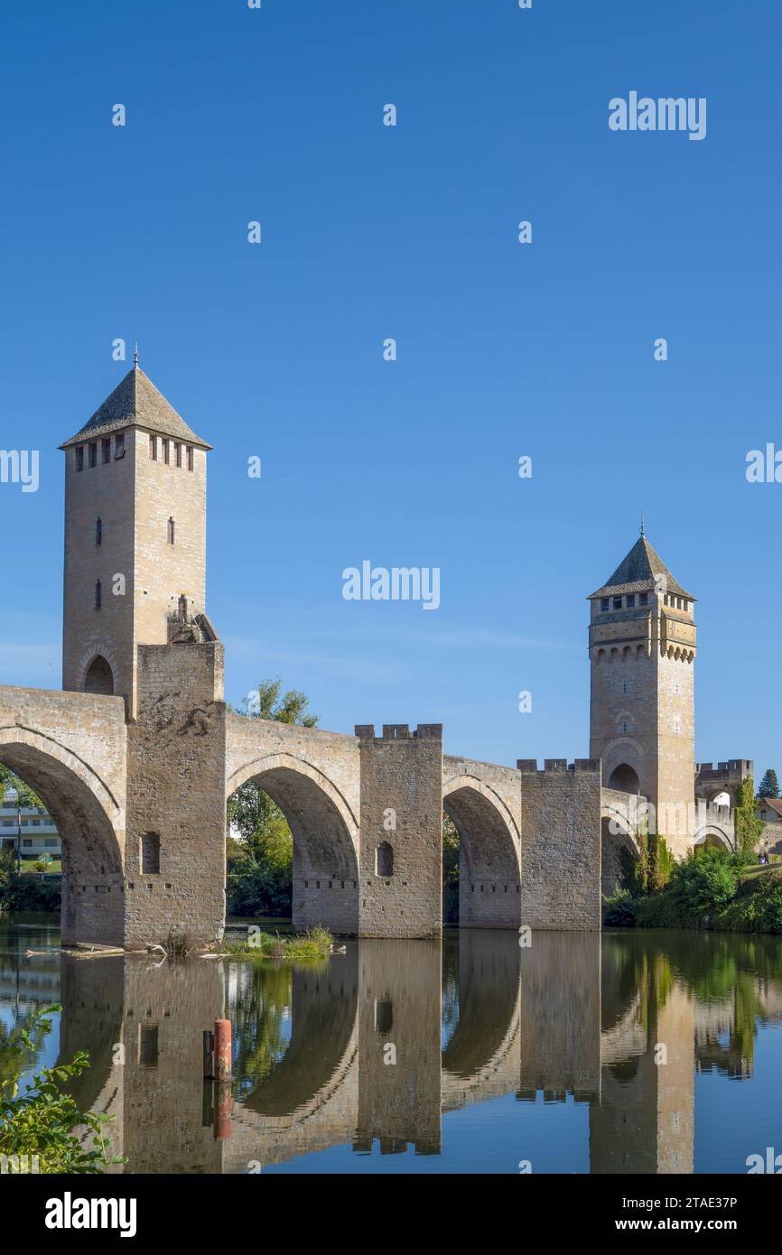 France, Lot, Cahors, pont du Valentr, ouvrage fortifié du 14e siècle traversant le Lot, classé au patrimoine mondial de l'UNESCO Banque D'Images
