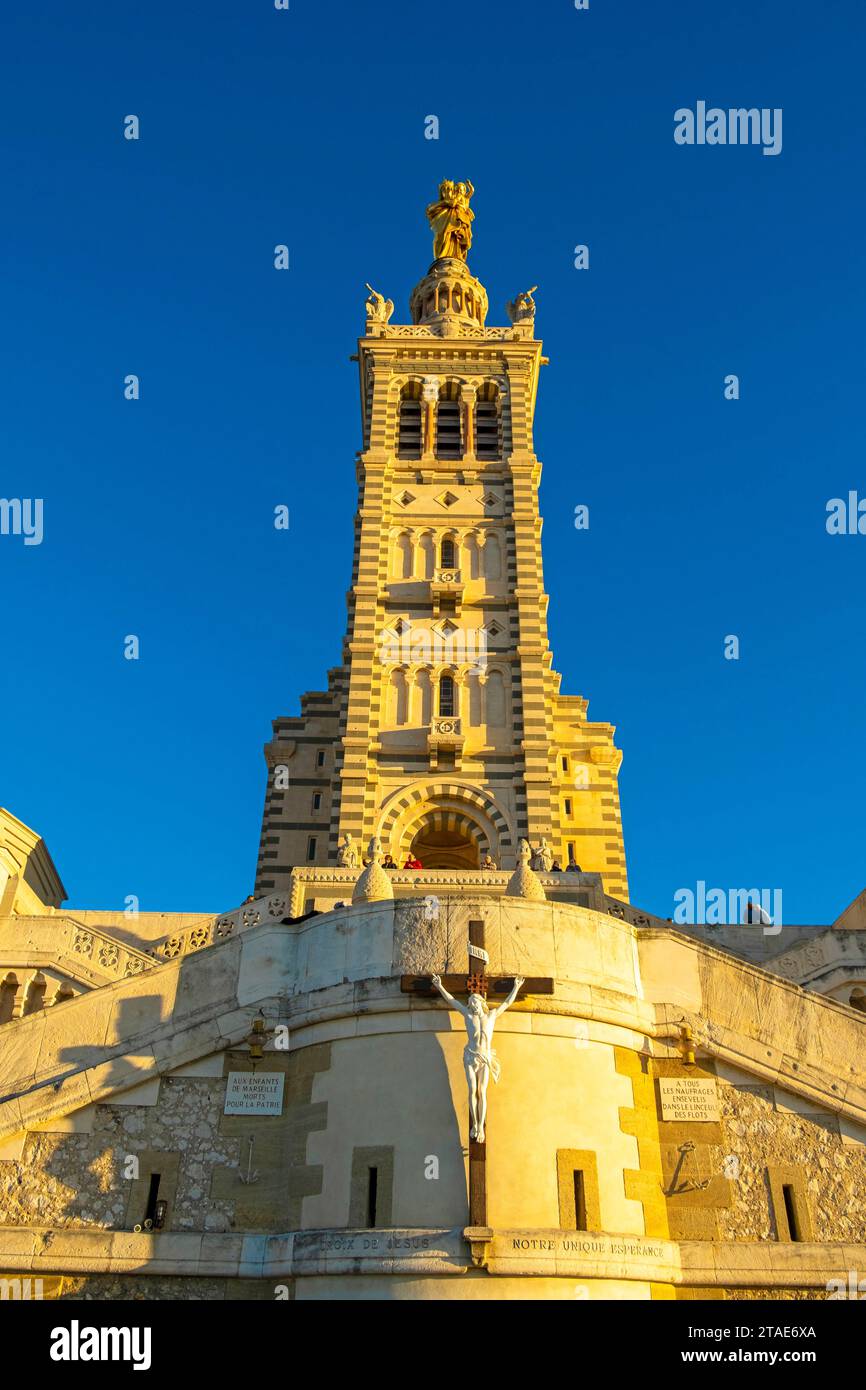 France, Bouches du Rhône, Marseille, basilique notre Dame de la Garde surnommée la bonne mère datant de 1864 Banque D'Images