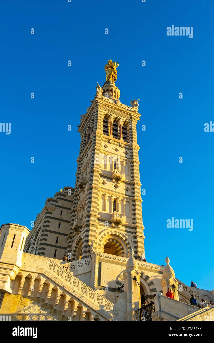 France, Bouches du Rhône, Marseille, basilique notre Dame de la Garde surnommée la bonne mère datant de 1864 Banque D'Images