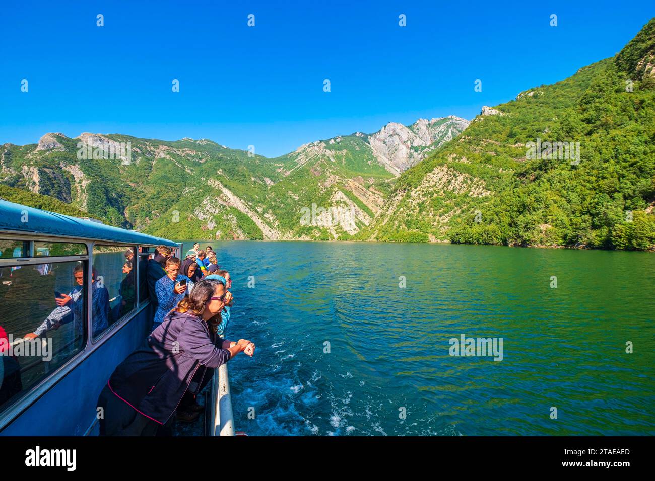 Albanie, province de Shkoder, Koman, lac Koman, lac artificiel sur la rivière Drin, traversée en ferry de Koman à Fierze Banque D'Images