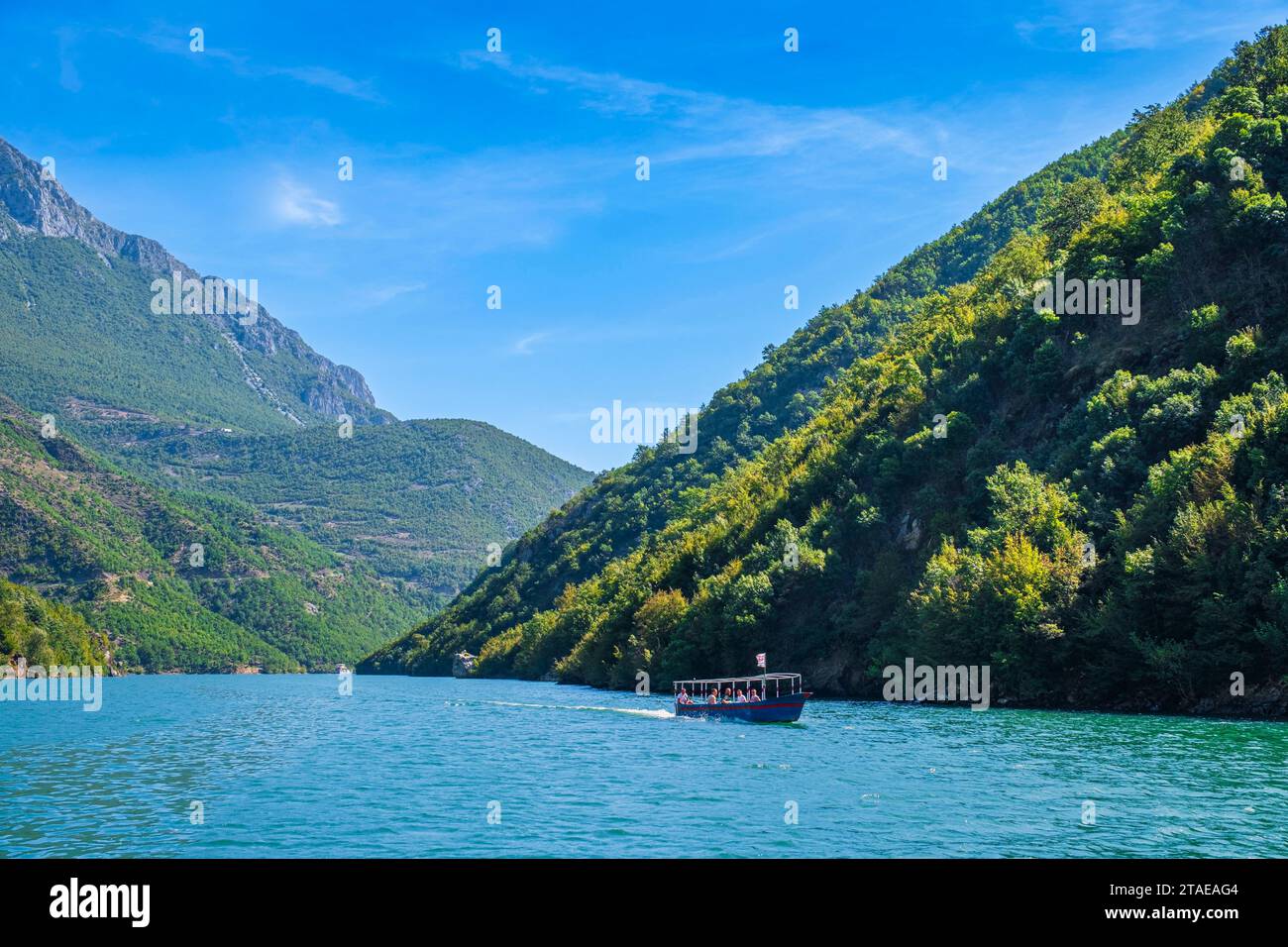 Albanie, province de Shkoder, Koman, lac Koman, lac artificiel sur la rivière Drin Banque D'Images