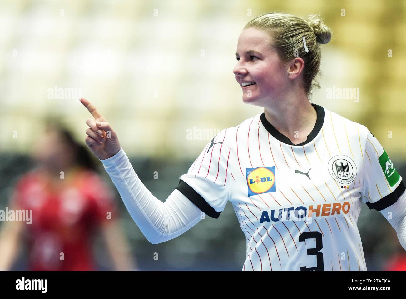 Amelie Berger d'Allemagne lors du match du Championnat du monde féminin de handball de l'IHF entre l'Allemagne et le Japon dans le Groupe F préliminaire à Jyske Bank Boxen à Herning, Danemark, le mardi 30 novembre 2023. Banque D'Images