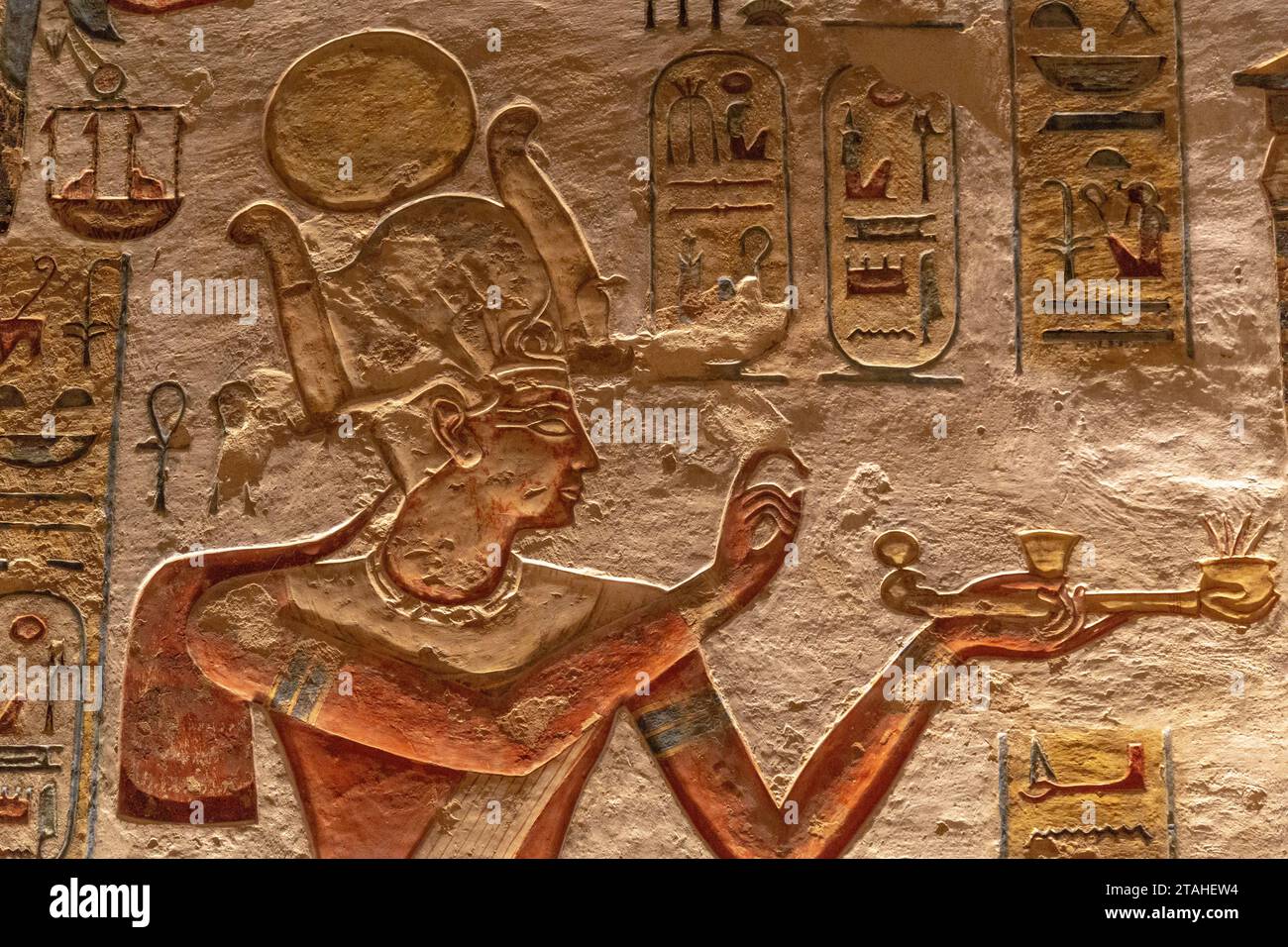 Hiéroglyphe antique trouvé sur les ruines antiques en Egypte Banque D'Images