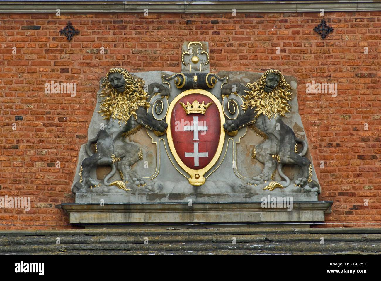 Armoiries de Gdańsk à la porte de Żuławska, Gdańsk, Pomorskie, Pologne Banque D'Images