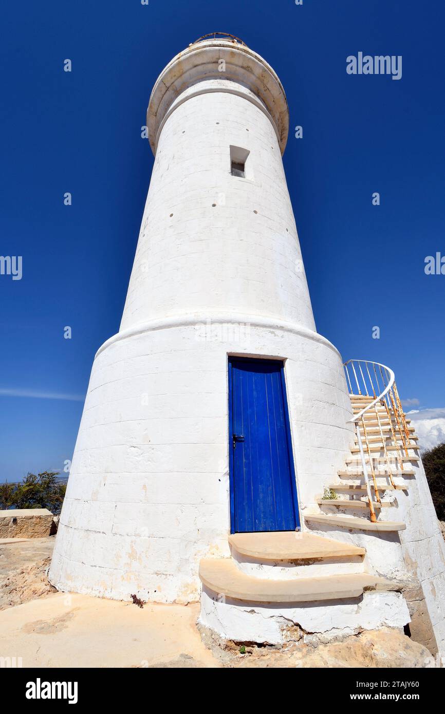 Paphos, Chypre - 02 octobre 2023 : le phare de Paphos dans la zone archéologique de Kato Paphos - un site du patrimoine mondial de l'UNESCO, Paphos alias Pafos était UE Banque D'Images