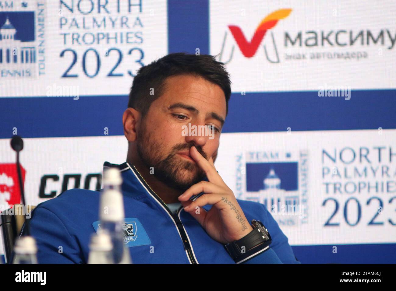 Saint-Pétersbourg, Russie. 01 décembre 2023. Janko Tipsarevic, vu lors d'une conférence de presse des trophées North Palmyra - Tournoi de tennis International Team Exhibition à KSK Arena, dans le St. Petersburg, Russie. (Photo Maksim Konstantinov/SOPA Images/Sipa USA) crédit : SIPA USA/Alamy Live News Banque D'Images