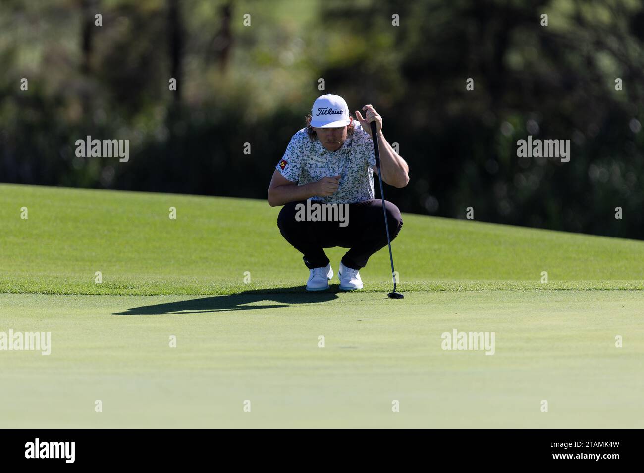 Sydney, Australie, 30 novembre 2023. Cameron Smith aligne son putt lors de la ronde 1 de l'Open de golf australien au Lakes Golf Club le 30 novembre 2023 à Sydney, en Australie. Crédit : Damian Briggs/Speed Media/Alamy Live News Banque D'Images