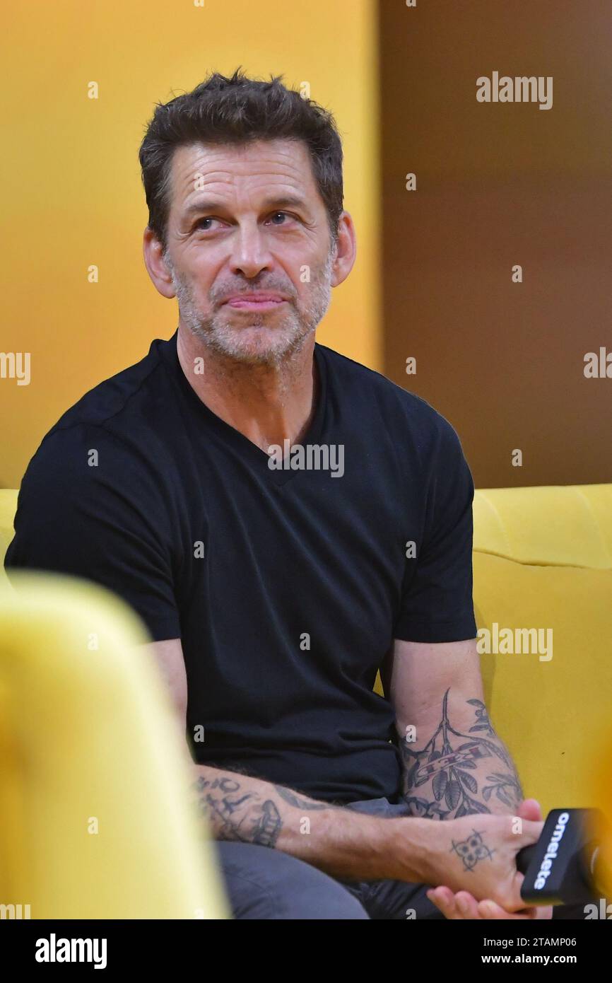Sao Paulo, Brésil. 01 décembre 2023. São PAULO, BRÉSIL - DÉCEMBRE 1 : le réalisateur Zack Snyder parle aux fans lors de la Comic-con Experience-CCXP 2023 à Sao Paulo Expo le 1 décembre 2023, à Sao Paulo, Brésil. (Photo de Leandro Bernardes/PxImages) crédit : PX Images/Alamy Live News Banque D'Images