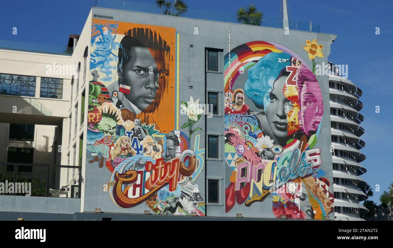 Los Angeles, Californie, États-Unis 1 décembre 2023 Marilyn Monroe et Sidney Poitier Art mural le 1 décembre 2023 à Los Angeles, Californie, États-Unis. Photo de Barry King/Alamy stock photo Banque D'Images