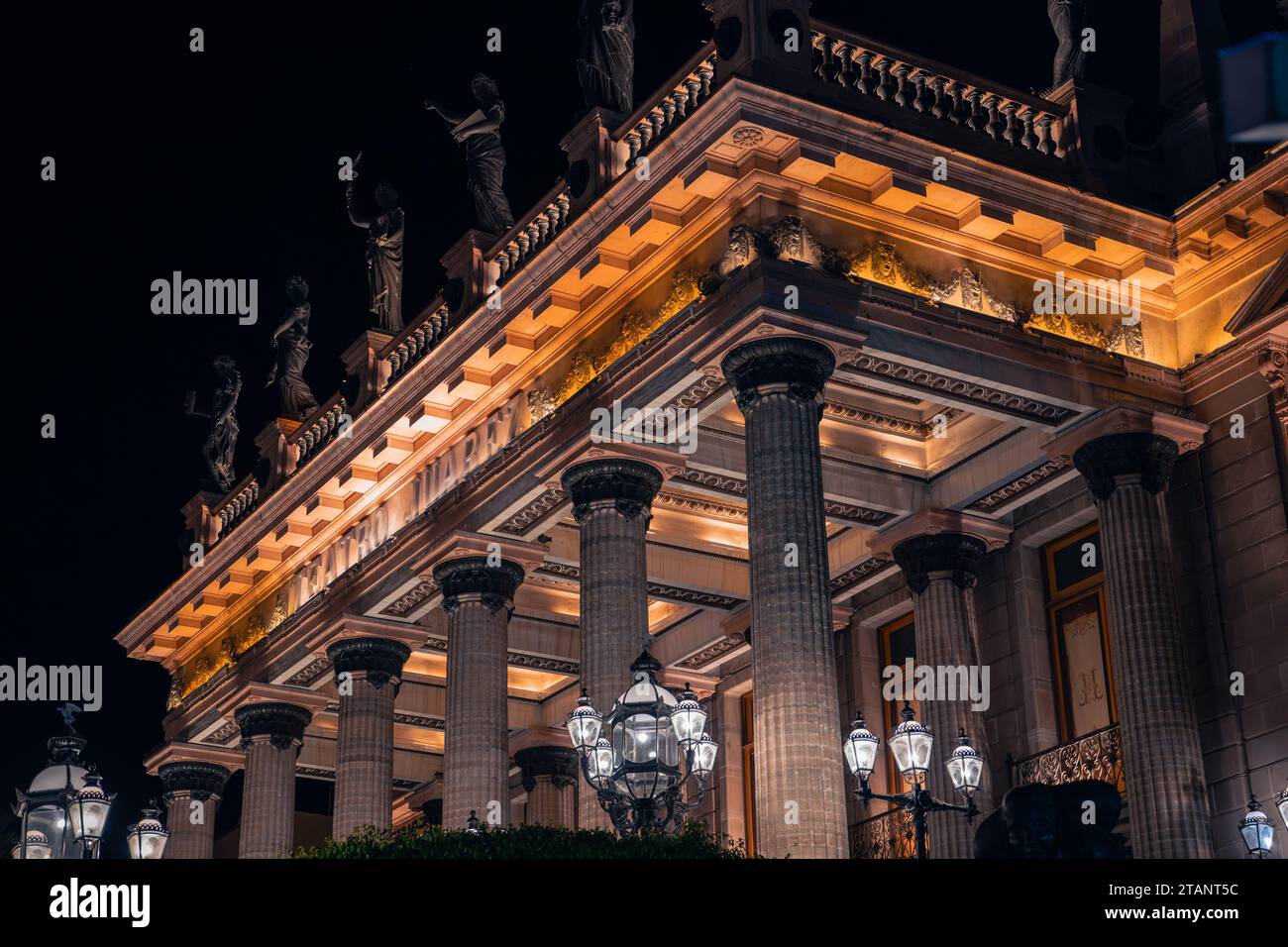 Le Teatro Juarez est un théâtre historique du 19e siècle situé dans la ville mexicaine de Guanajuato. Banque D'Images