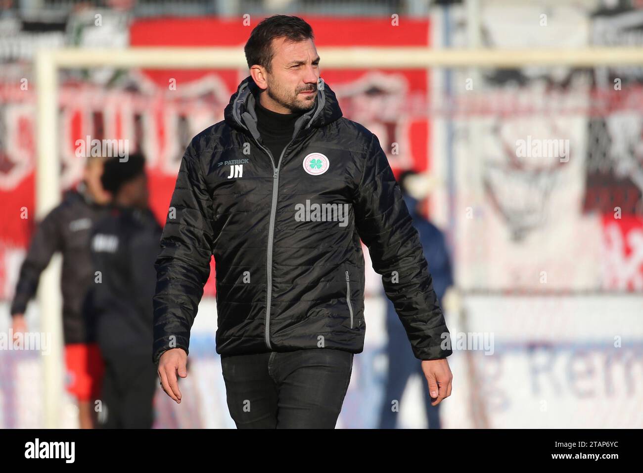 Oberhausen, Deutschland. 02 décembre 2023. Oberhausen, Deutschland 02. Décembre 2023 : Regionalliga West - 2023/2024 - RW Oberhausen vs. SC Wiedenbrück im Bild : Trainer Jörn/Joern Nowak (RW Oberhausen) crédit : dpa/Alamy Live News Banque D'Images