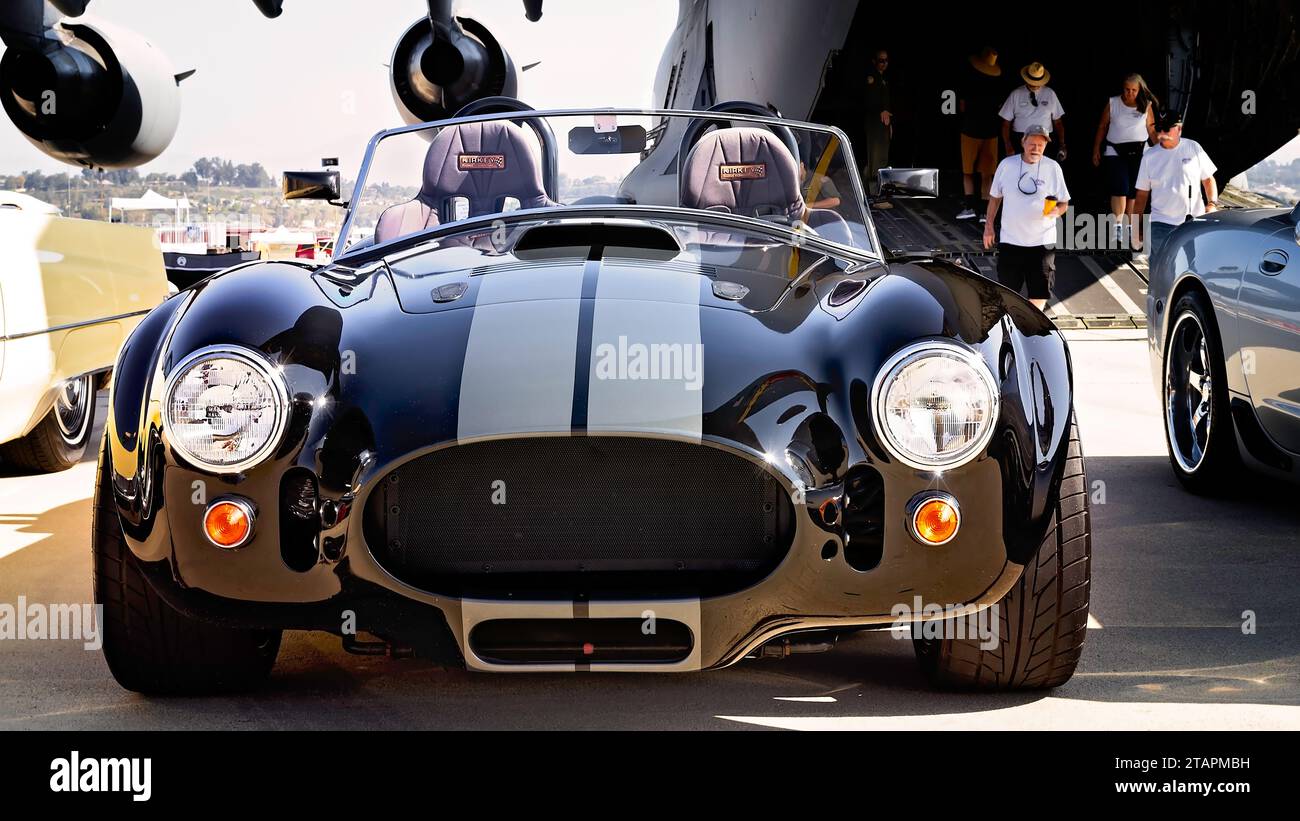Cobra noir Banque de photographies et d’images à haute résolution - Alamy