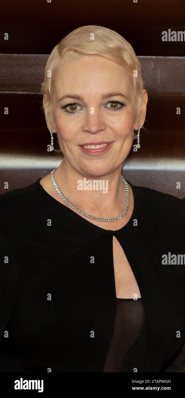 Londres Royaume-Uni 28 novembre 2023 Olivia Colman assiste à la première du film Wonka au Royal Hall crédit clubpaparazzi Banque D'Images