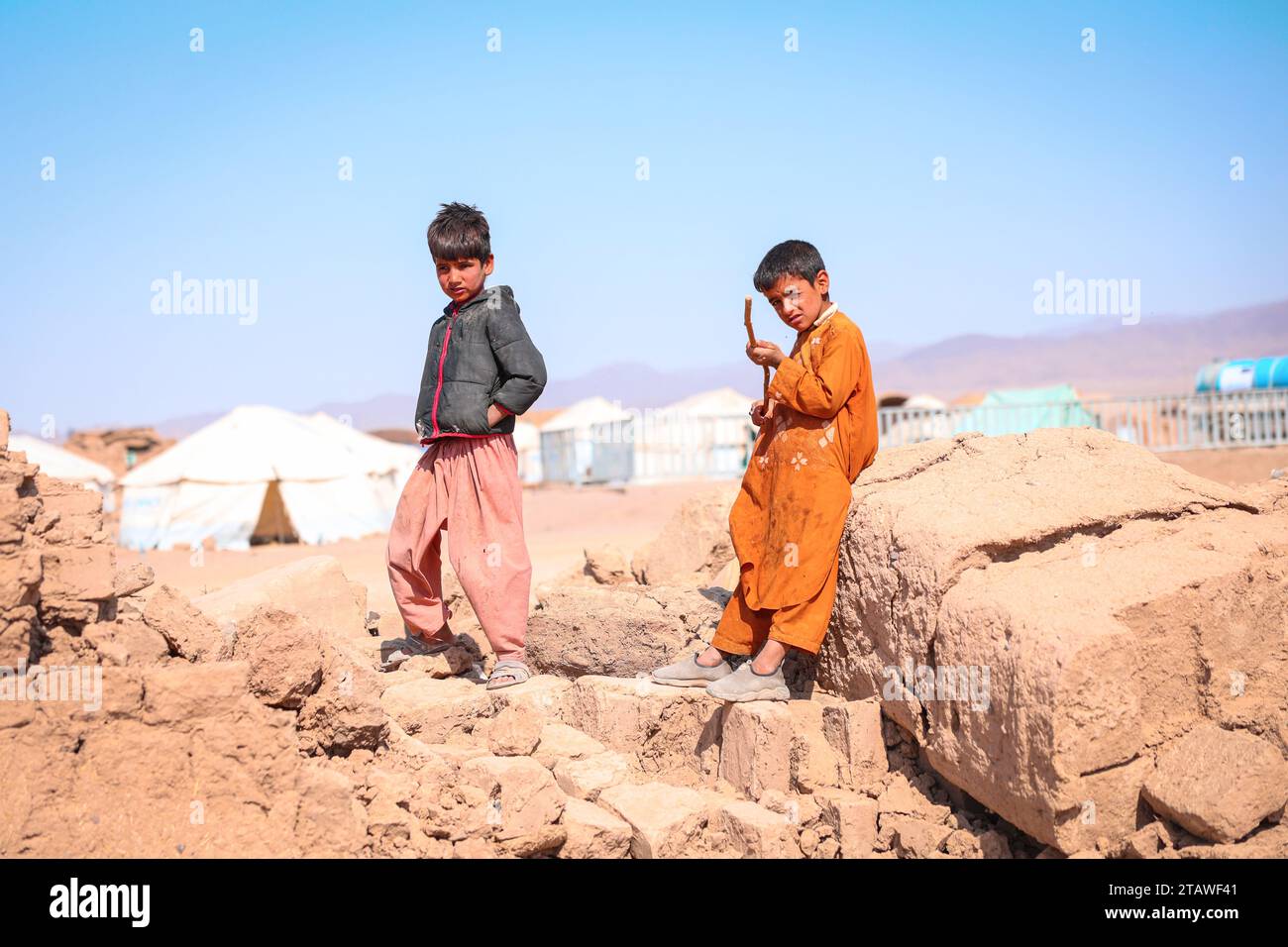 Triste photo des victimes du tremblement de terre de Herat, des personnes touchées par le tremblement de terre. Herat, Afghanistan - 9 octobre 2023 Banque D'Images