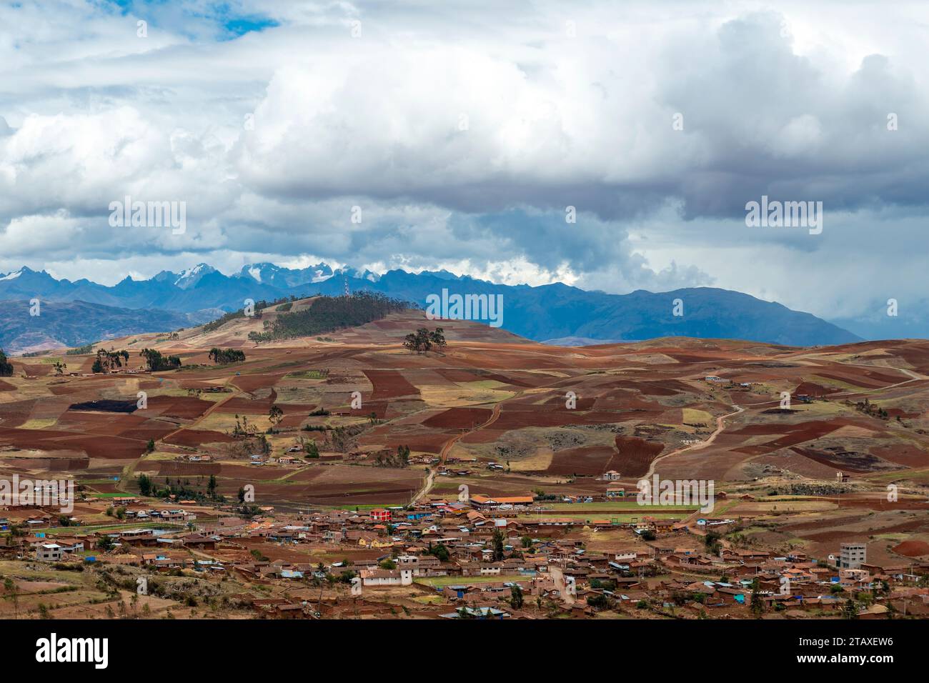 Village agricole dans la Vallée Sacrée de l'Inca, Cusco, Pérou. Banque D'Images