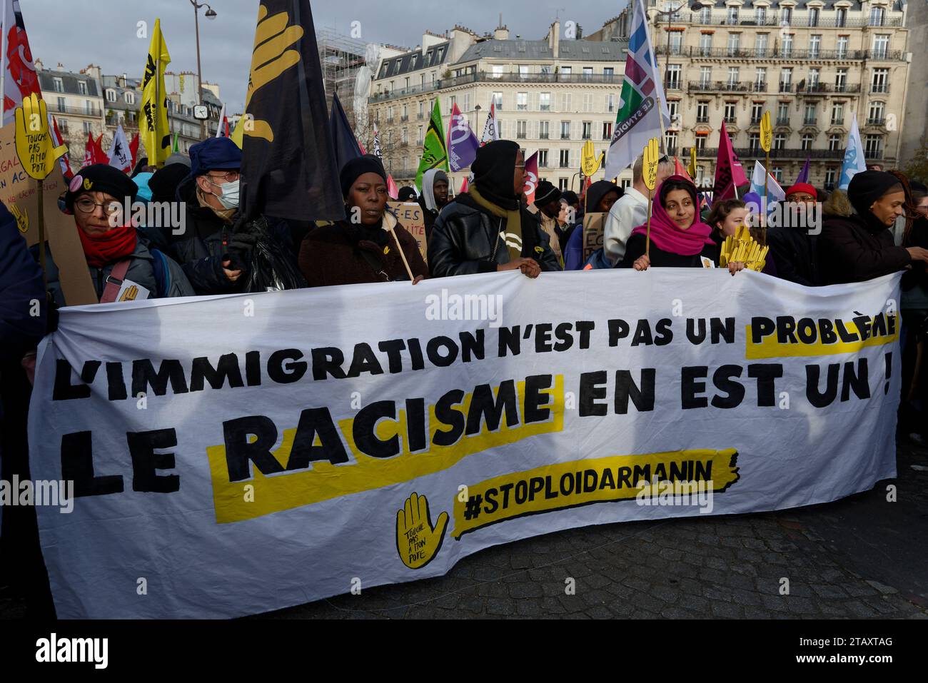40e anniversaire de la marche contre le racisme, les premiers participants présents avec quelques députés de gauche du P.S et de LFI Banque D'Images