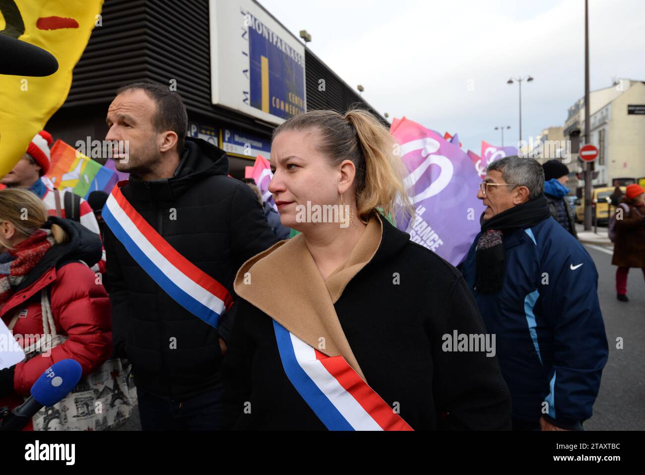 40e anniversaire de la marche contre le racisme, les premiers participants présents avec quelques députés de gauche du P.S et de LFI Banque D'Images