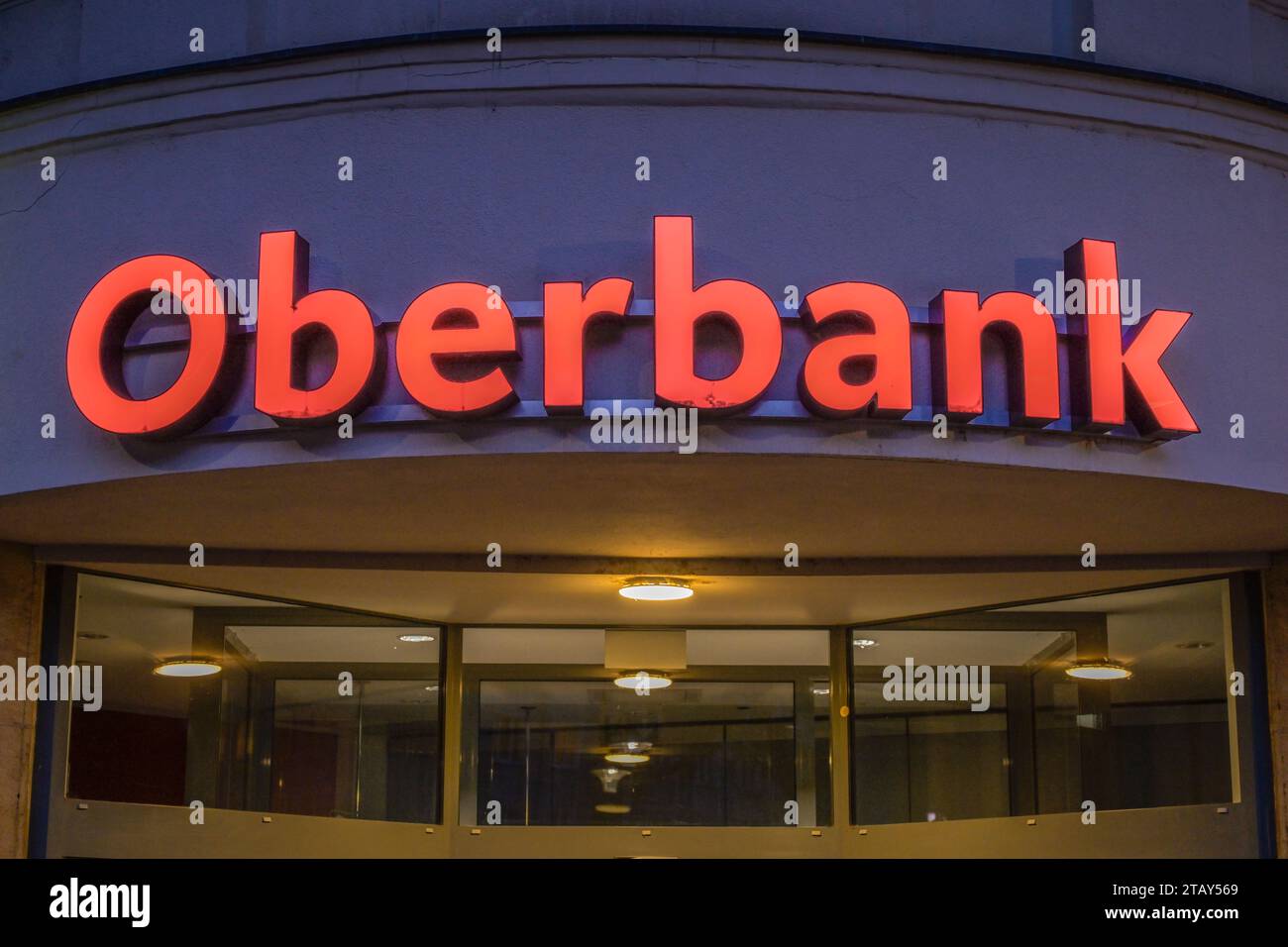 Oberbank, Kirchplatz, Iéna, Thüringen, Deutschland *** Oberbank, Kirchplatz, Iéna, Thuringe, Allemagne crédit : Imago/Alamy Live News Banque D'Images