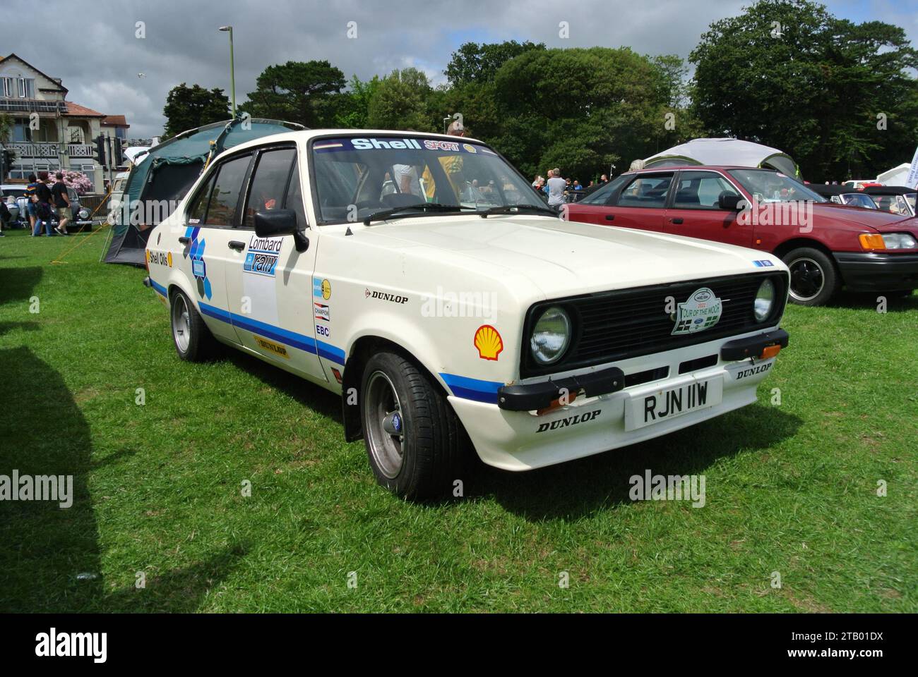 Une Ford Escort Mk 2 de 1980 stationnée à l'exposition de voitures classiques de la Riviera anglaise, Paignton, Devon, Angleterre, Royaume-Uni. Banque D'Images