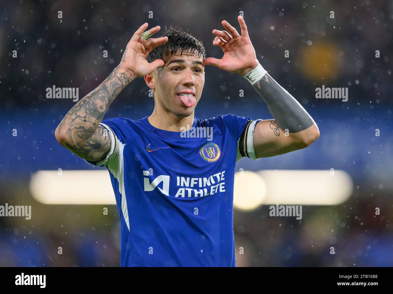 Londres, Royaume-Uni. 03 décembre 2023 - Chelsea - Brighton & Hove Albion - Premier League - Stamford Bridge. Enzo Fernandez de Chelsea pendant le match contre Brighton. Crédit photo : Mark pain / Alamy Live News Banque D'Images
