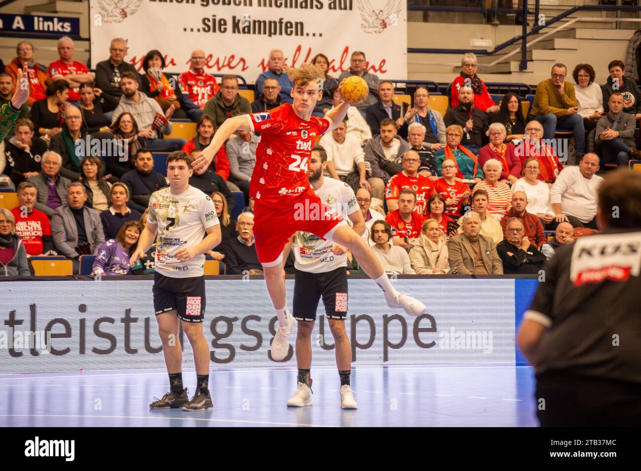 Spielszene Eulen Ludwigshafen gegen HC Elbflorenz 2006 (2. Handballbundesliga ; Endstand 31:29) Banque D'Images