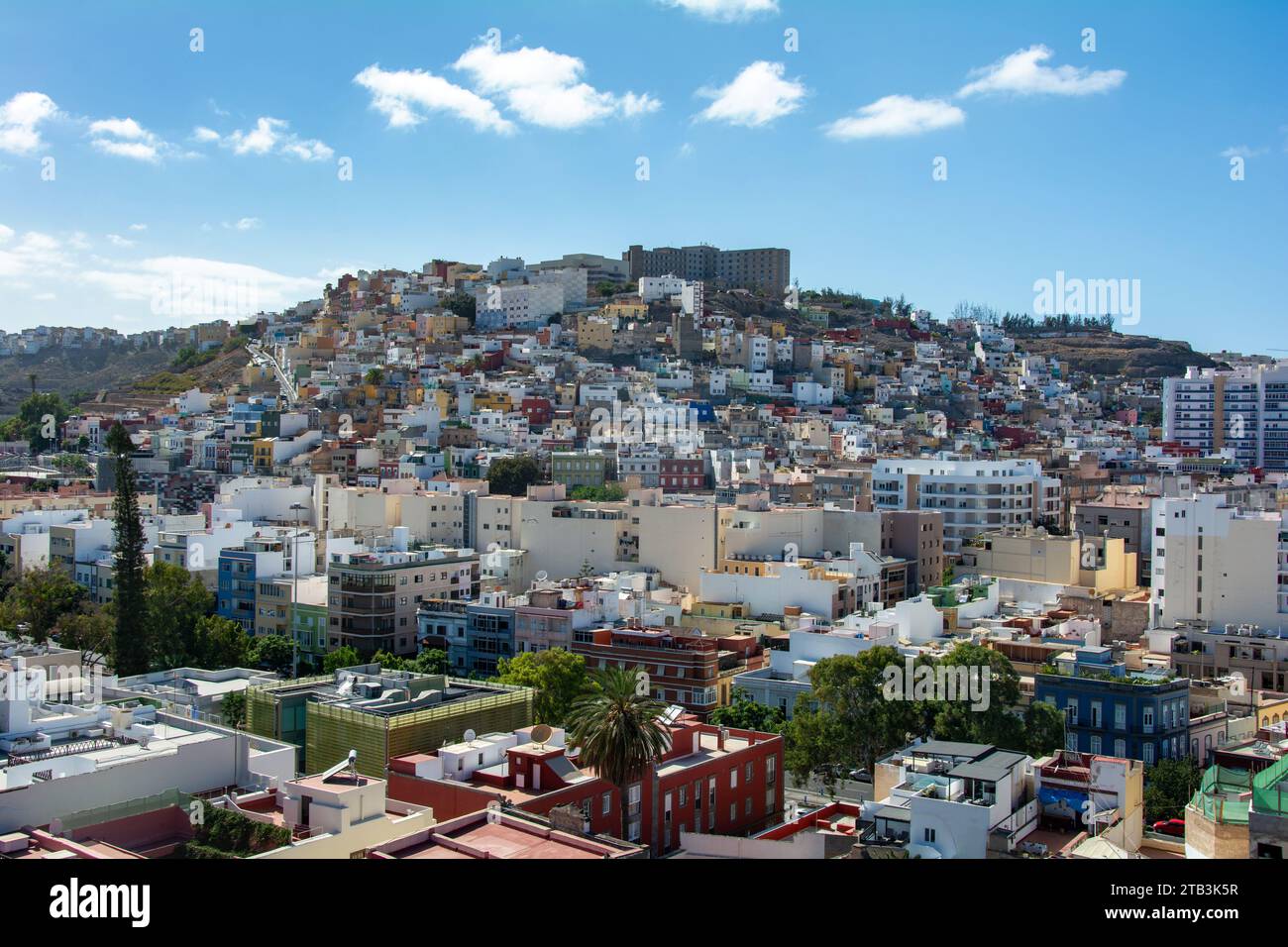 Vue panoramique de dessus de la capitale Las Palmas Gran Canaria en Espagne avec ciel bleu Banque D'Images