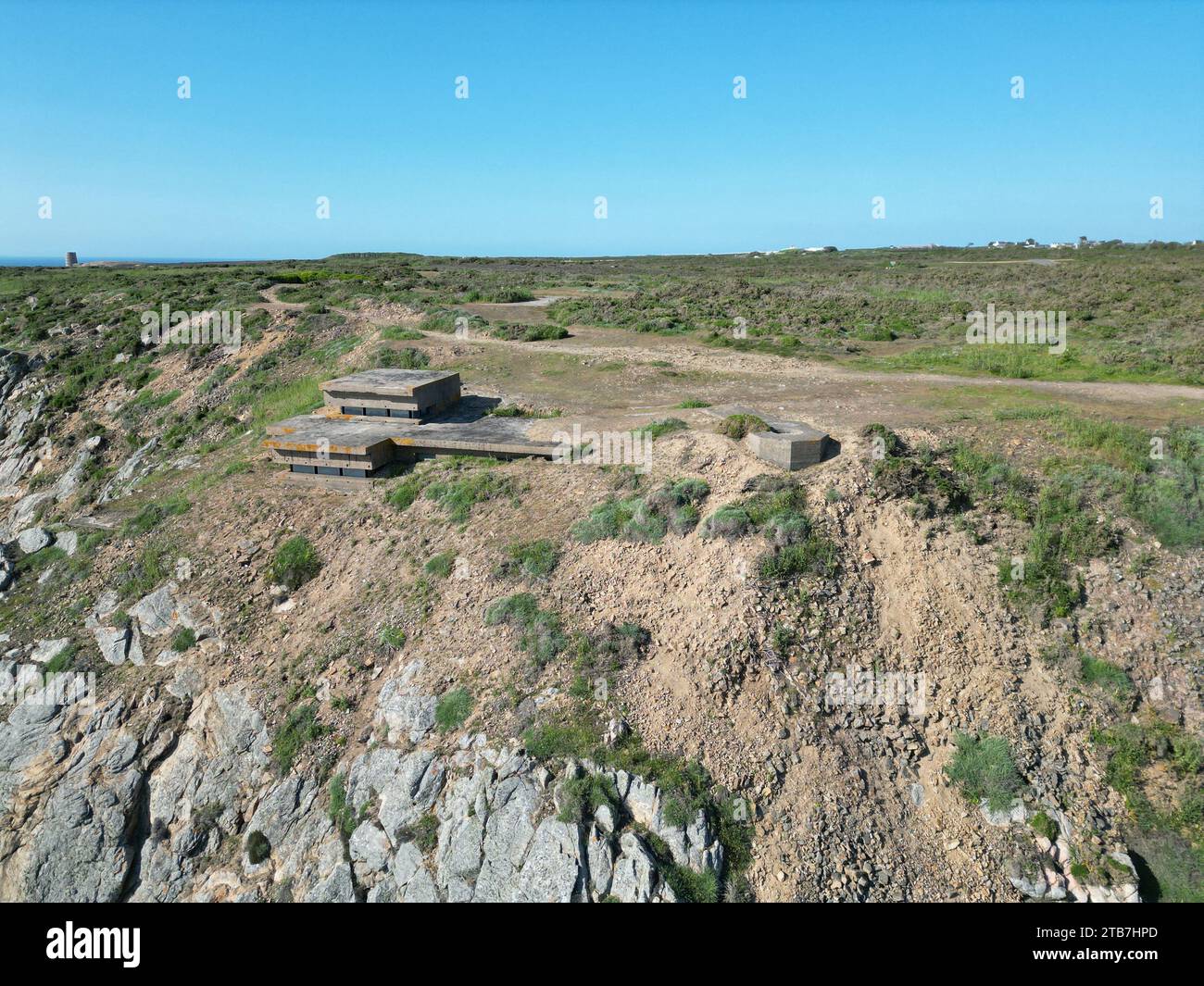 Jersey St Ouen Bay falaise haut des bunkers allemands îles Anglo-Normandes Banque D'Images