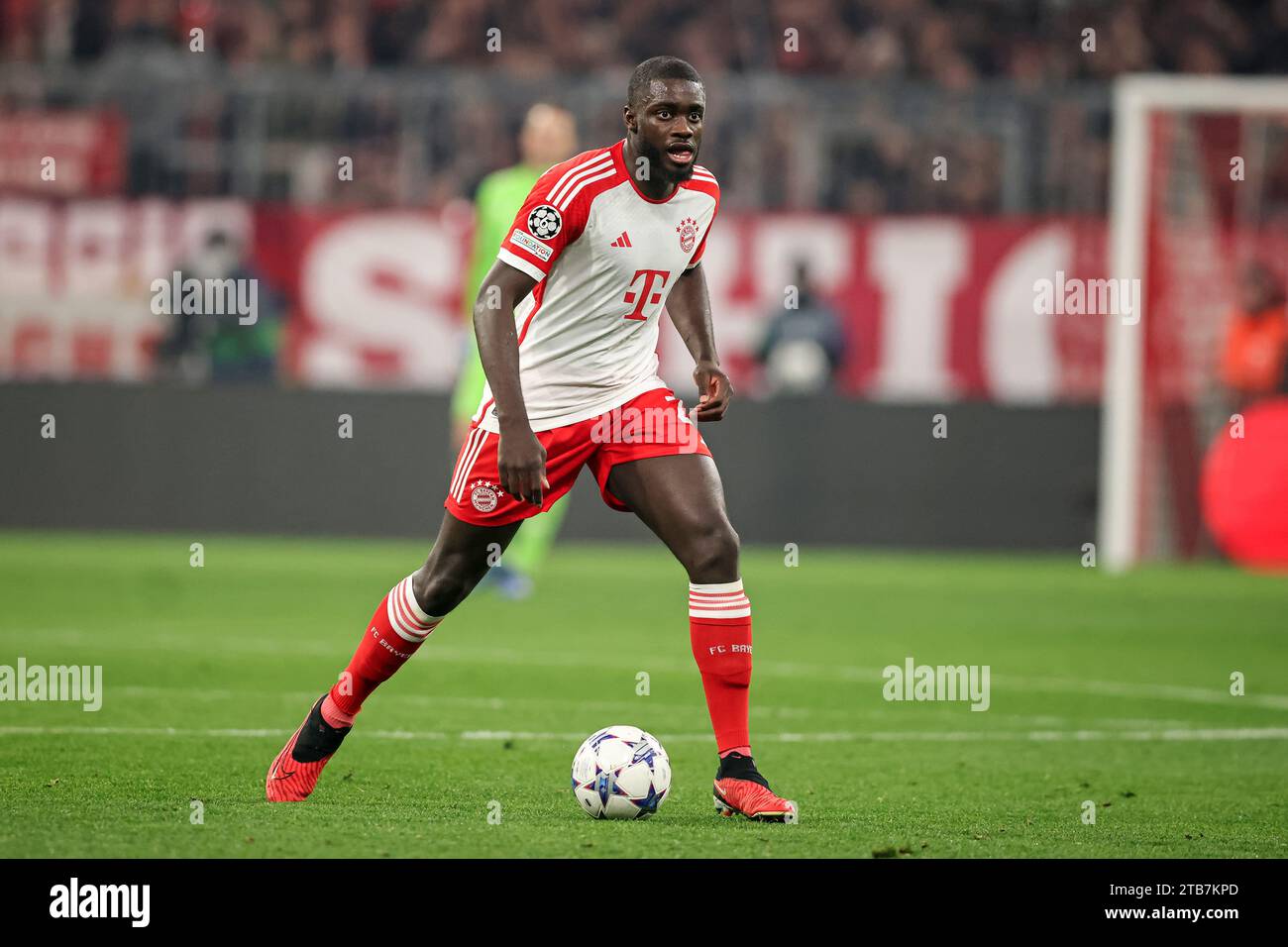 MUNICH, ALLEMAGNE - 29 NOVEMBRE : match de l'UEFA Champions League entre le FC Bayern MŸnchen et le FC Copenhague à l'Allianz Arena le 29 novembre 2023 à Munich, Allemagne. Dayot Upamecano du FC Bayern Muenchen © diebilderwelt / Alamy stock Banque D'Images