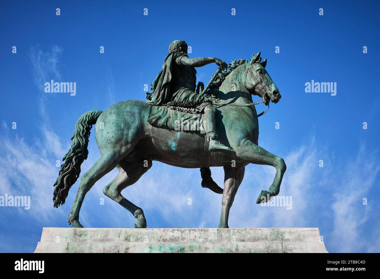 Lyon (centre-est de la France) : statue équestre de Louis XIV, roi de France, sur la place Bellecour, par le sculpteur français Frédéric Lemot Banque D'Images