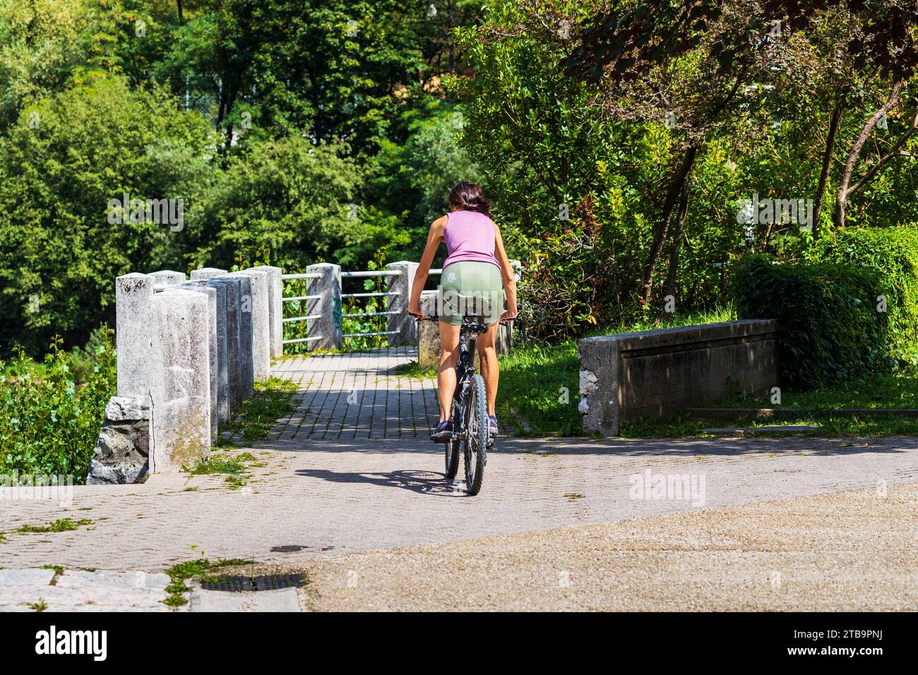 Italie Vénétie Vallée de Brenta - Oliero - Valsugana piste cyclable Banque D'Images