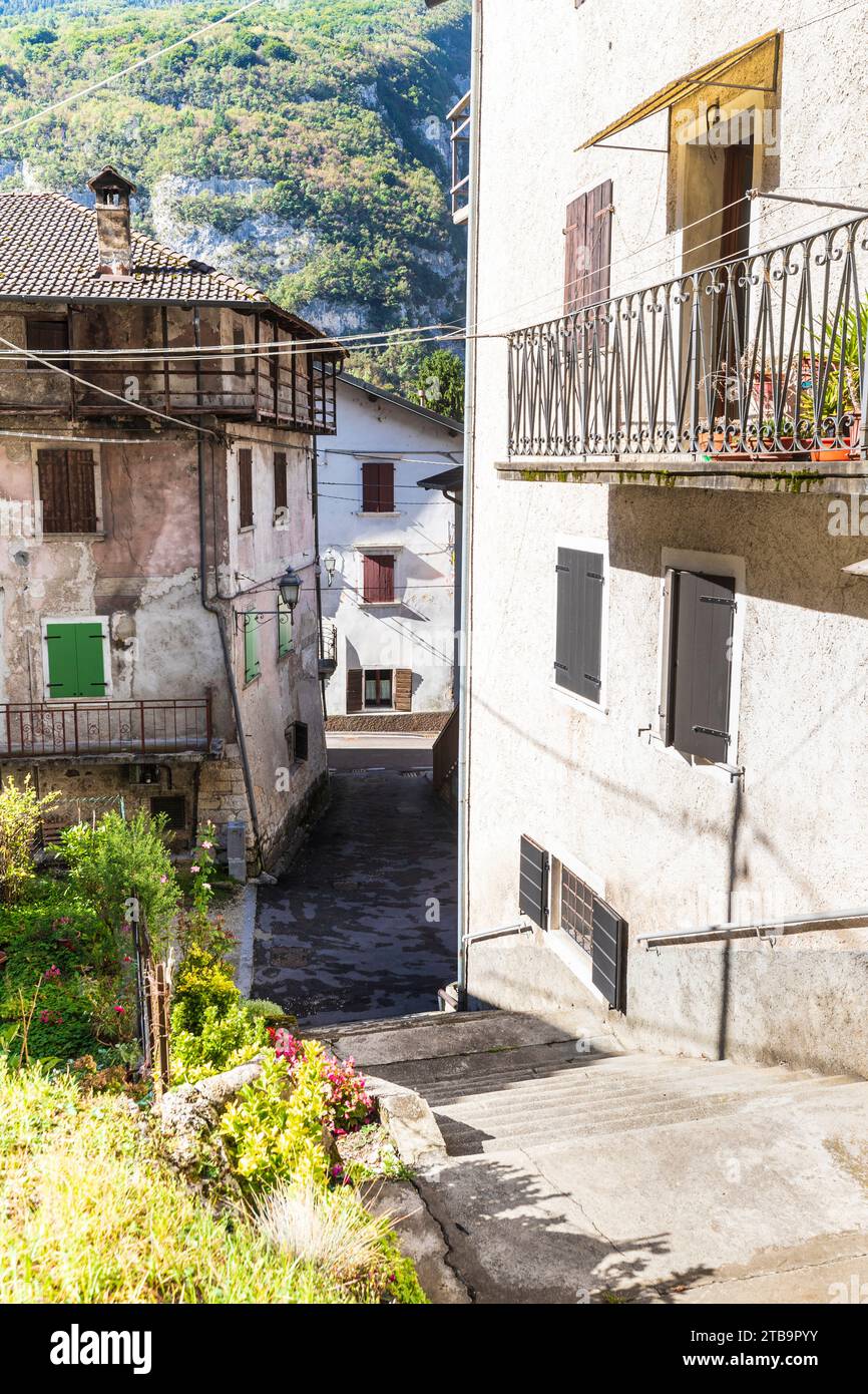 Italie Vénétie Vallée de Brenta - Primolano - rue Foramello Banque D'Images
