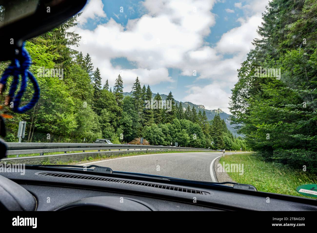 großer Alpsee, das vielseitige Naturerlebnis im Oberallgäu : der Große Alpsee-Rundweg Banque D'Images