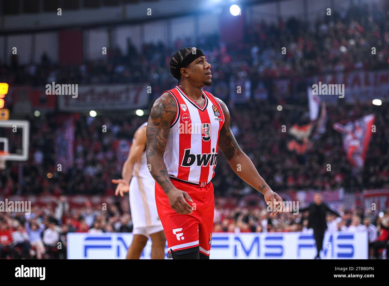 Pirée, Lombardie, Grèce. 5 décembre 2023. 3 ISAIAH CANAAN de l'Olympiacos Pirée lors de l'Euroleague, ronde 12, match entre l'Olympiacos Pirée et le Real Madrid au stade de la paix et de l'amitié le 5 décembre 2023, au Pirée, Grèce. (Image de crédit : © Stefanos Kyriazis/ZUMA Press Wire) USAGE ÉDITORIAL SEULEMENT! Non destiné à UN USAGE commercial ! Banque D'Images