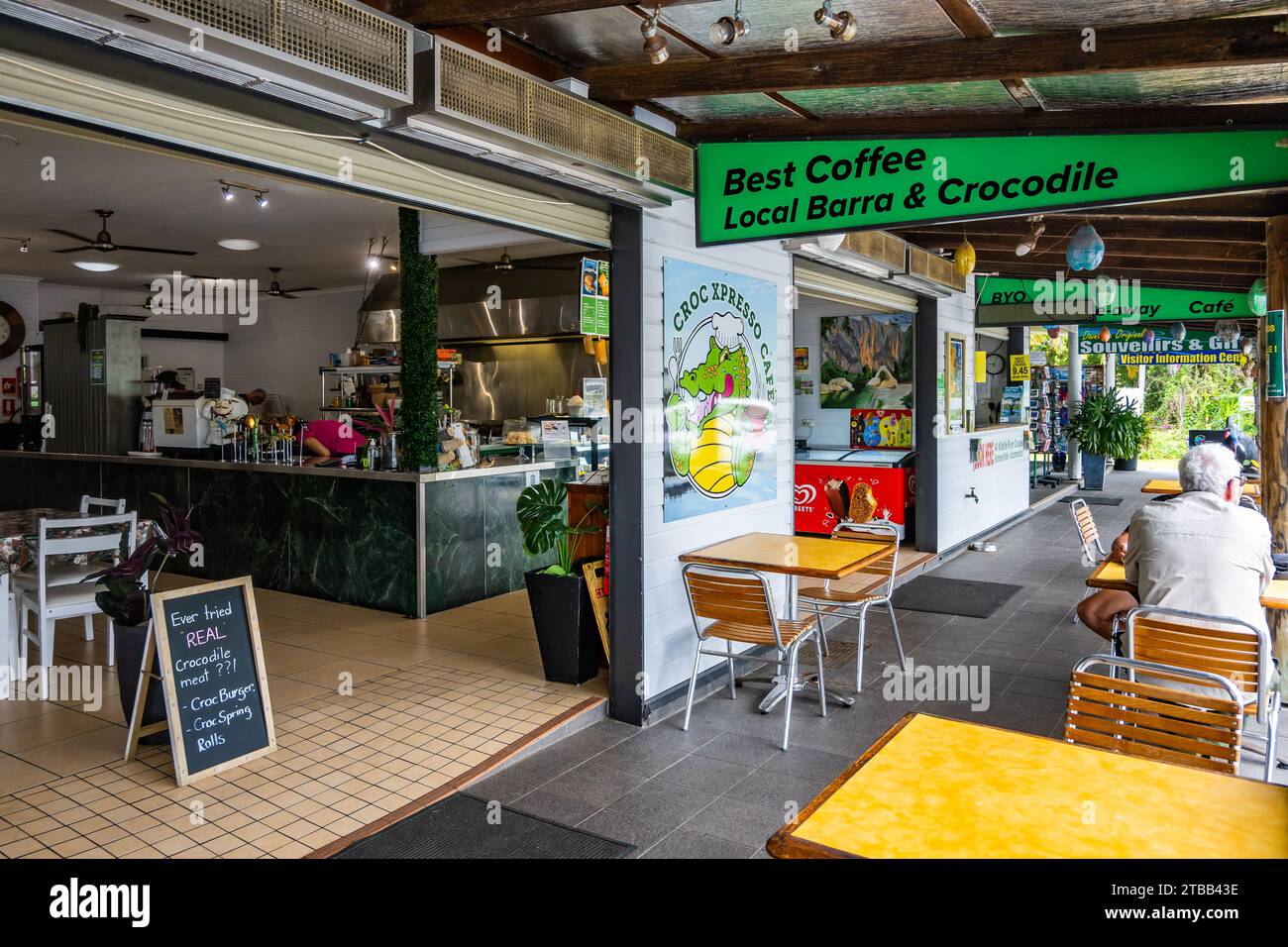 Le restaurant sert de la vraie viande de crocodile sur leur manu. Queensland, Australie. Banque D'Images