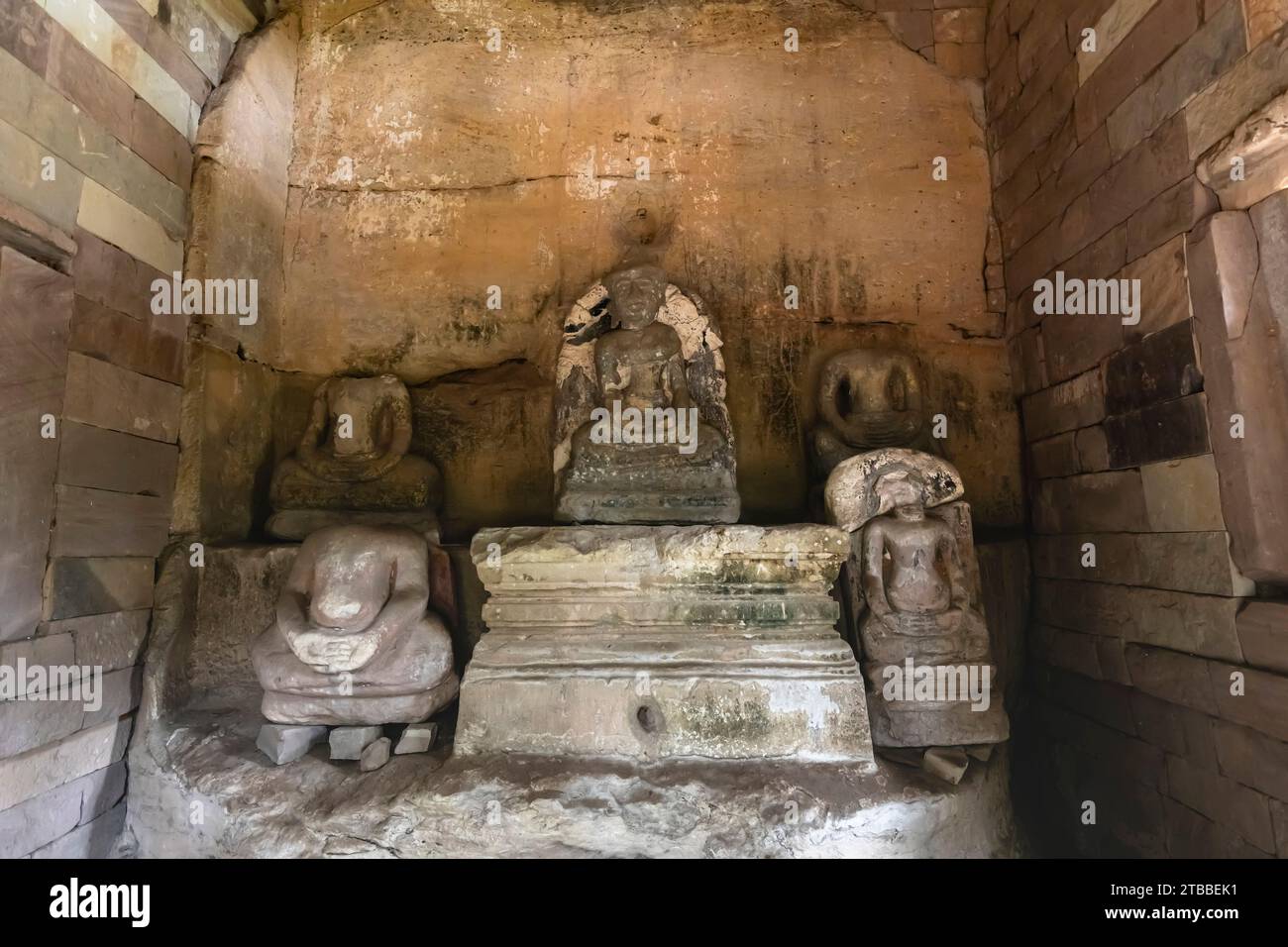 Phu Phra Bat Historical Park, sanctuaire bouddhiste primitif sous abri sous roche, Ban Phue District, Udon Thani, Isan, Thaïlande, Asie du Sud-est, Asie Banque D'Images
