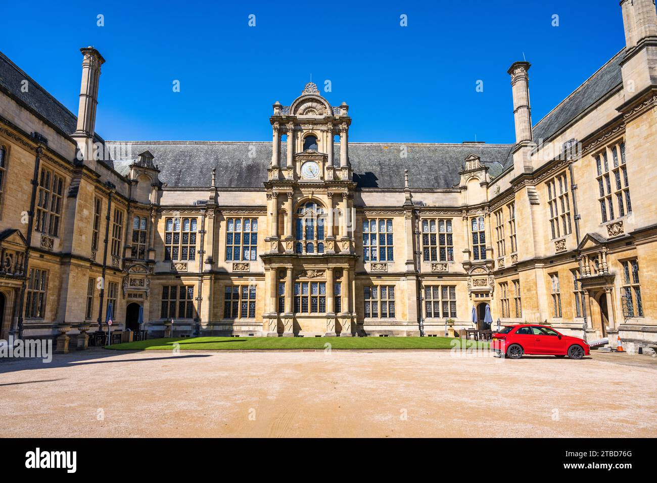 Quadrangle des écoles d'examen de l'Université d'Oxford sur Merton Street dans le centre-ville d'Oxford, Oxfordshire, Angleterre, Royaume-Uni Banque D'Images