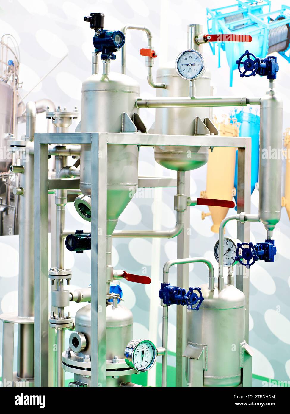 Installation industrielle avec capteurs de pression pipeline métallique Banque D'Images