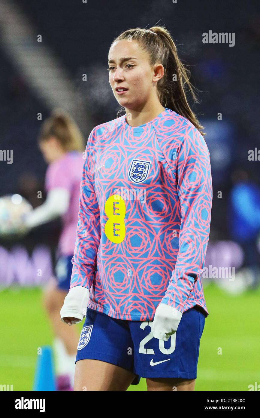 MAYA LE TISSIER, footballeuse professionnelle, joue actuellement au niveau international pour l'équipe nationale d'Angleterre. Banque D'Images